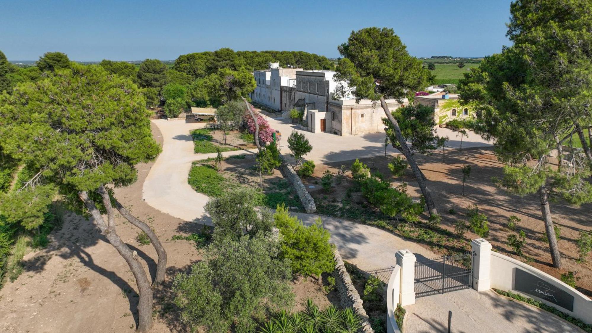Emera Wine Resort By Raro Villas Lizzano (Apulia) Exterior foto