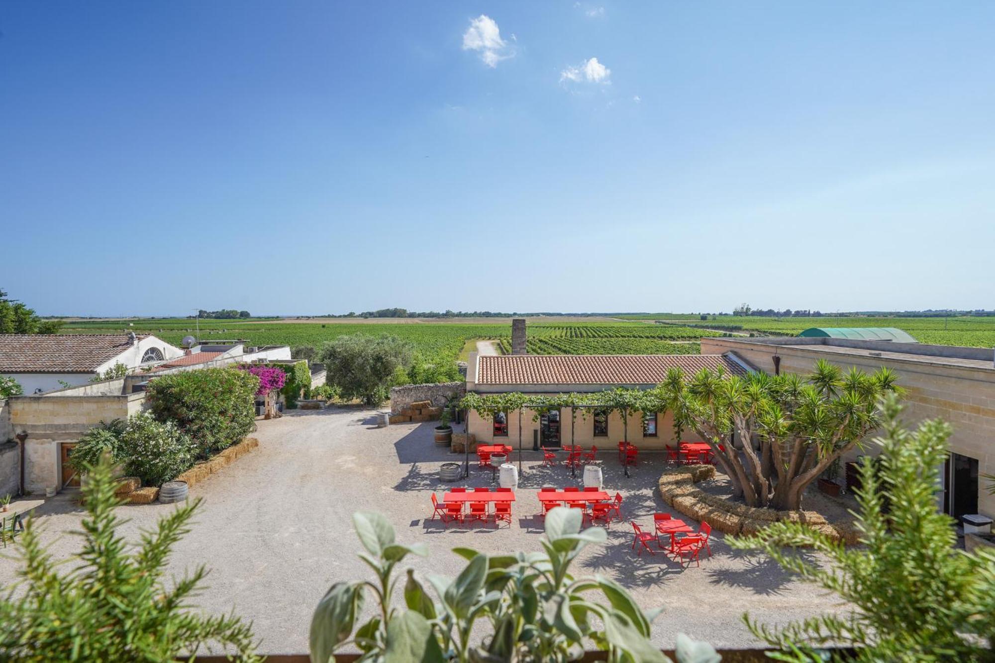 Emera Wine Resort By Raro Villas Lizzano (Apulia) Exterior foto