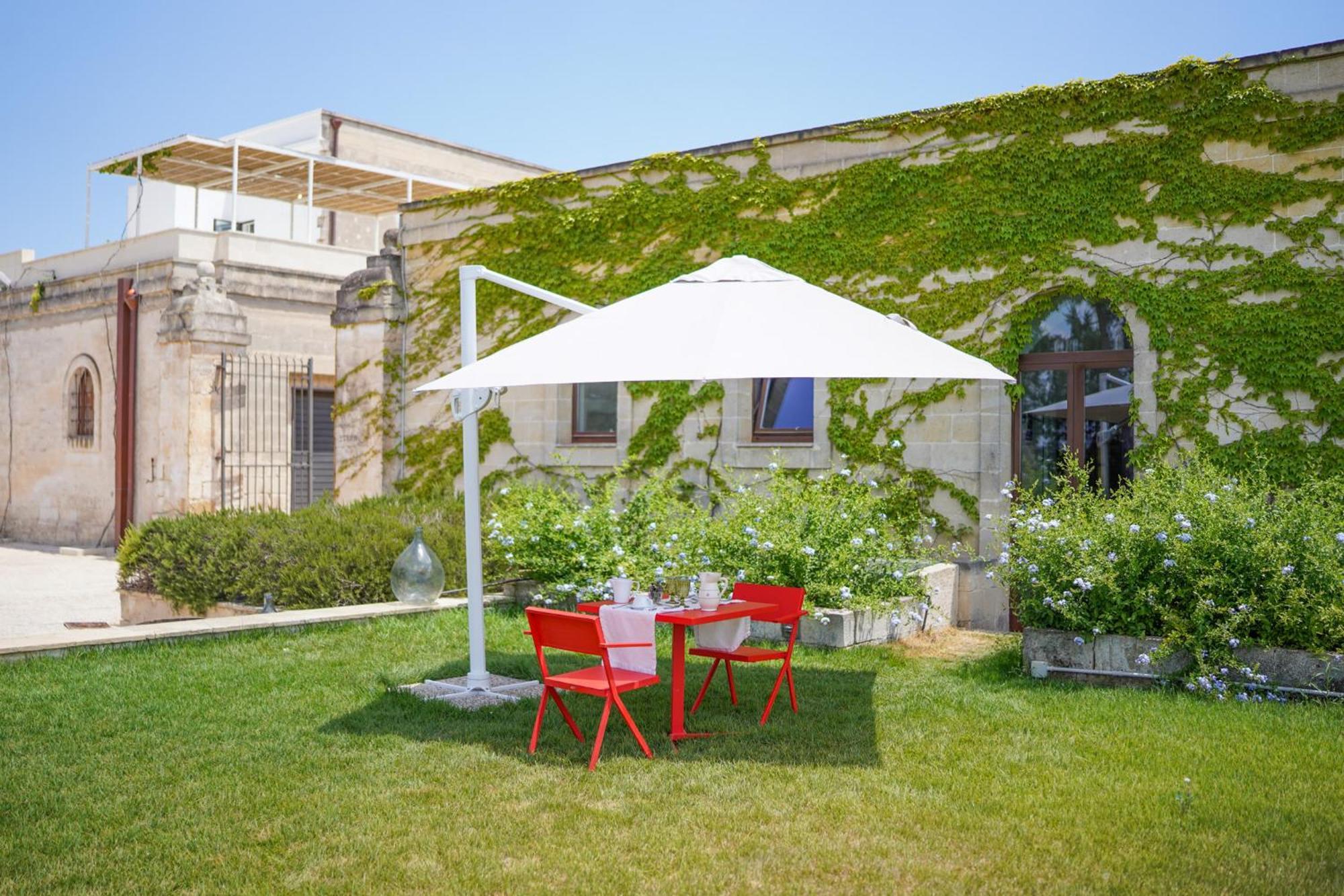 Emera Wine Resort By Raro Villas Lizzano (Apulia) Exterior foto